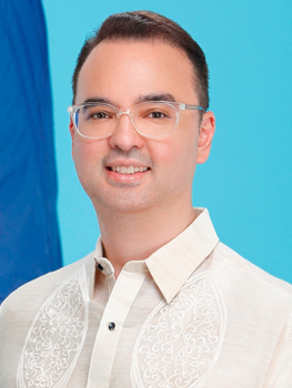 Cayetano to voters: Vote on track record, not popularity
