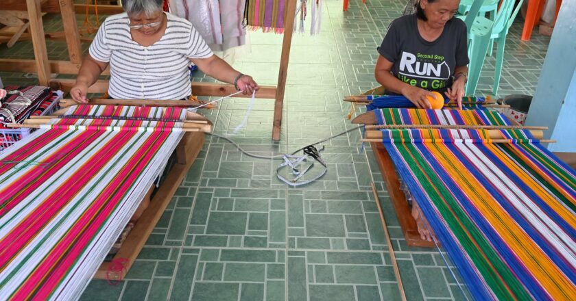 DTI, FCF Minerlas partners to boost loom weaving in NVizcaya
