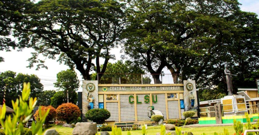 ACCUP reviews CLSU curricular programs to reinforce quality education