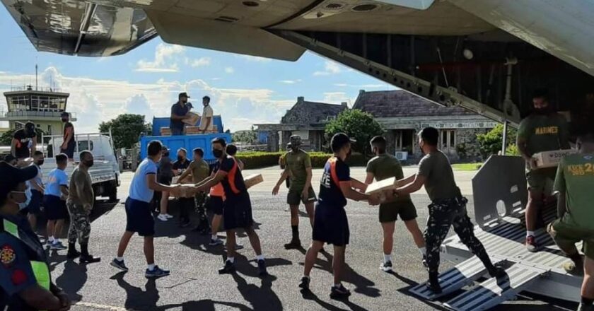Delivery of family food pack to Batanes