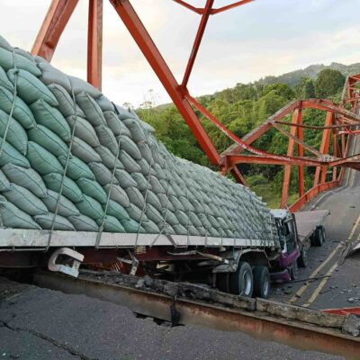 Piggatan Bridge in Alcala, Cagayan collapses; multiple trucks stranded